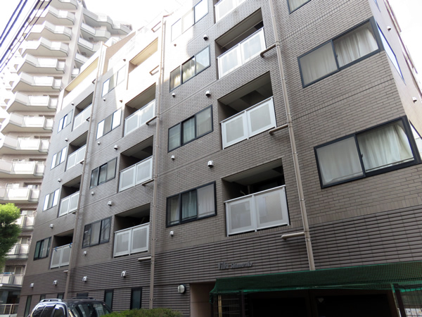 ヴィラ新丸子の外観