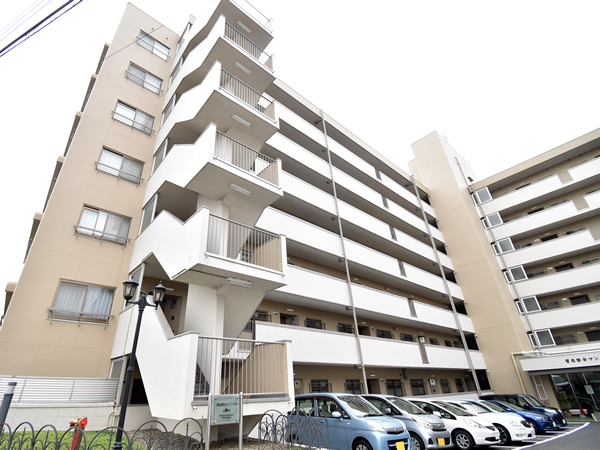 習志野台マンションの外観