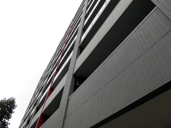 ライフレビュー横濱関内スクエア2の外観