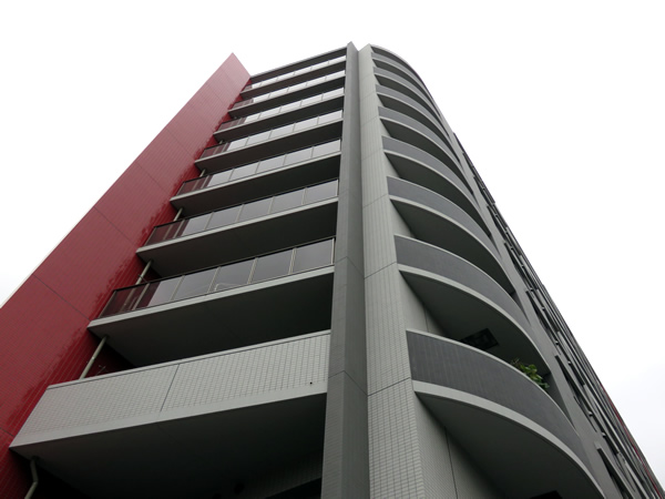 ライフレビュー横濱関内スクエア2の外観