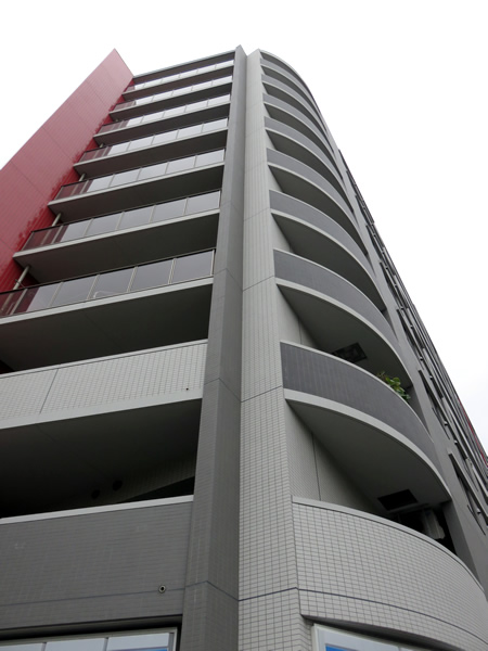 ライフレビュー横濱関内スクエア2の外観