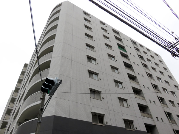 ライフレビュー横濱関内スクエア2の外観