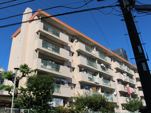 保土ヶ谷スカイハイツの外観