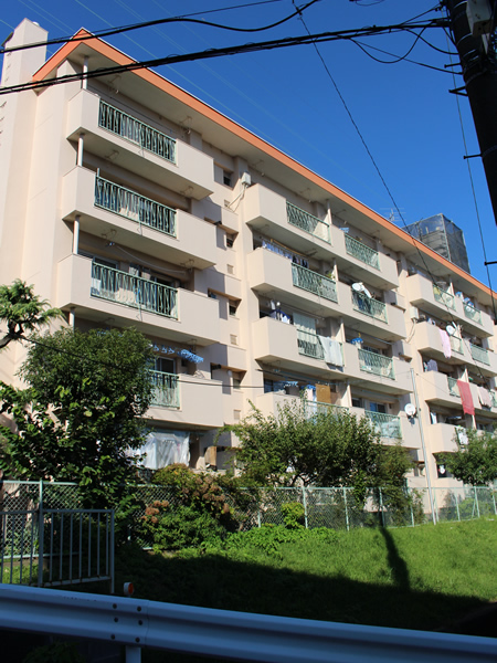 保土ヶ谷スカイハイツの外観