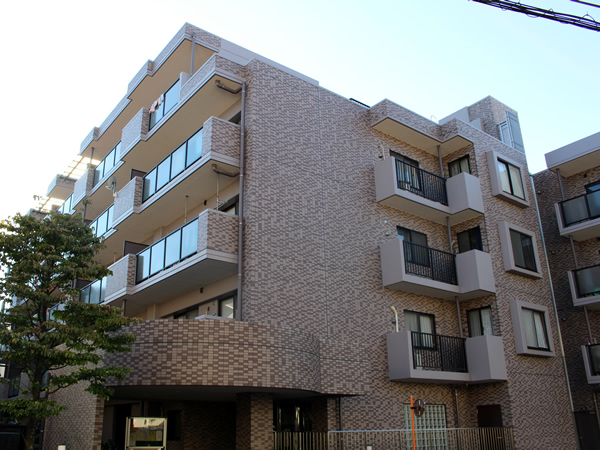 ディアステージ保土ヶ谷の外観