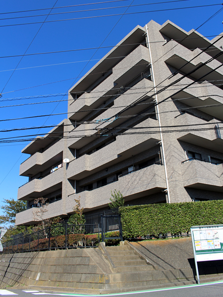 ファミール保土ヶ谷グランビューの外観