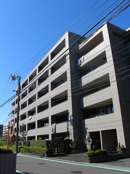 ファミール保土ヶ谷グランビューの外観