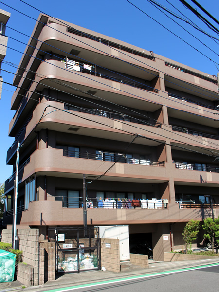 日神パレステージ保土ヶ谷みなみ台の外観