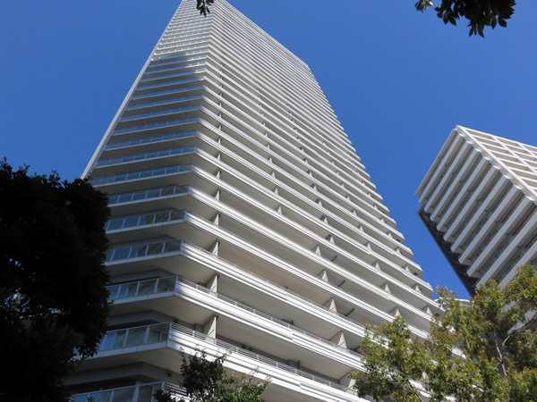 コットンハーバータワーズシーウエストの外観