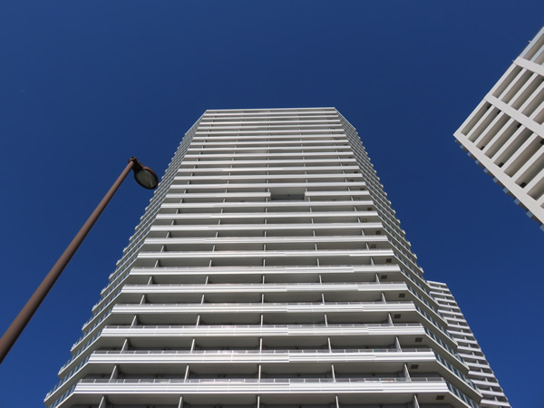 コットンハーバータワーズシーウエストの外観