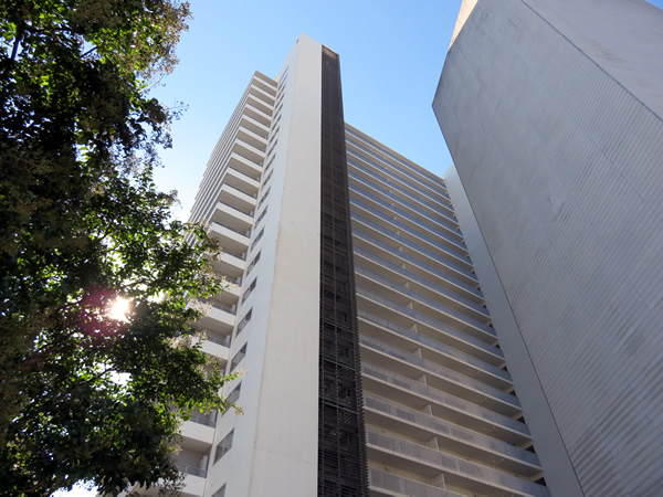 コットンハーバータワーズベイ イーストの外観