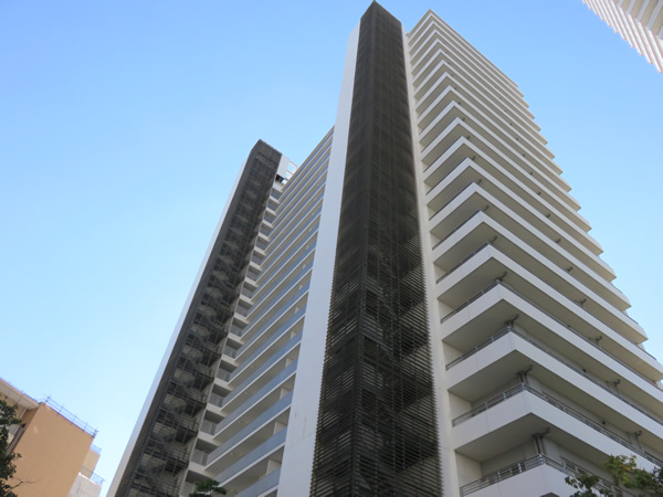 コットンハーバータワーズベイ イーストの外観