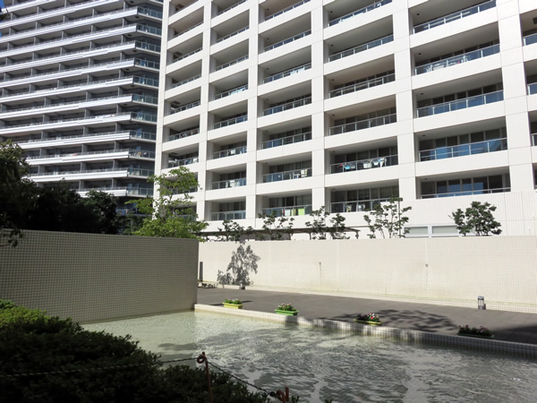 コットンハーバータワーズベイ イーストの外観