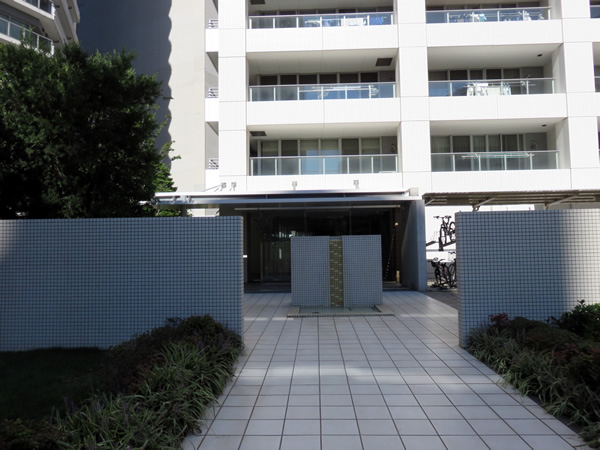 コットンハーバータワーズベイ イーストの外観