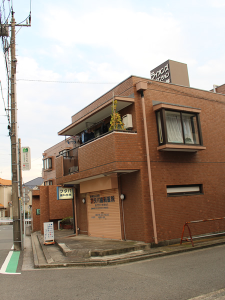 ライオンズマンション狩場A棟の外観