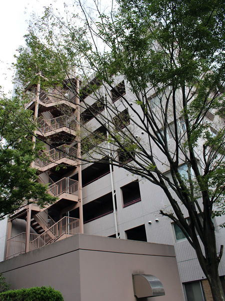 保土ヶ谷パークハイツ3号棟の外観