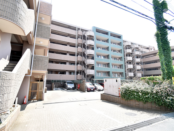 レクセルヒルズ船橋ウエストヒルの外観