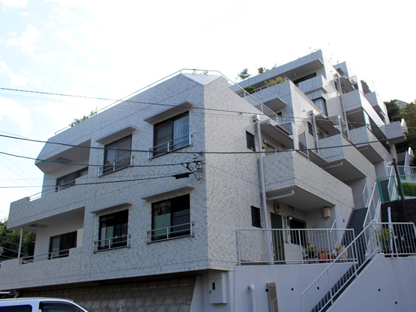 第2永田町タウンハウスの外観