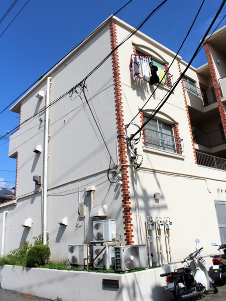 三光永田町マンションの外観