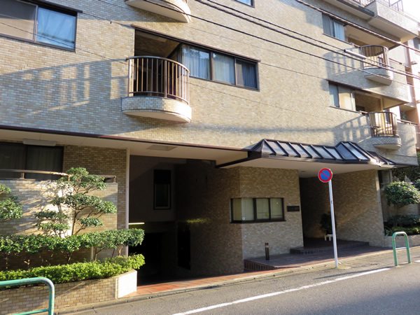 エクレール一番町の外観