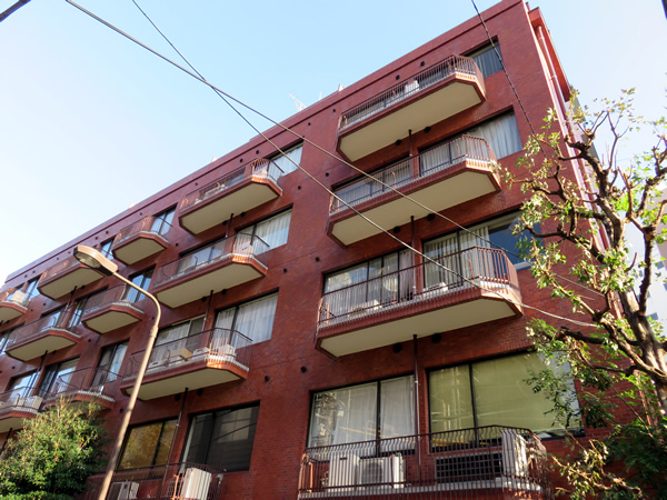 ヴィラロイヤル三番町の外観