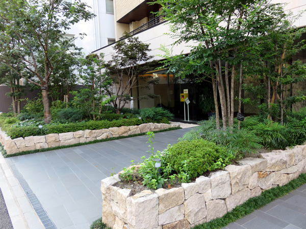 プラウド九段南の外観