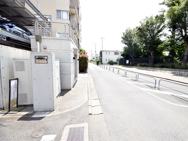 プライヴェル東中山の外観