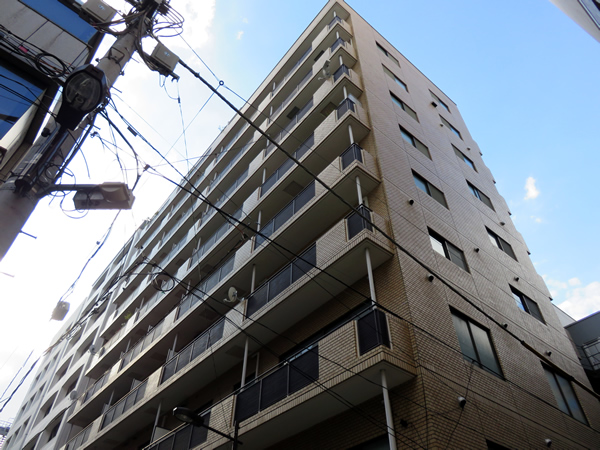 九段シルバーパレスの外観