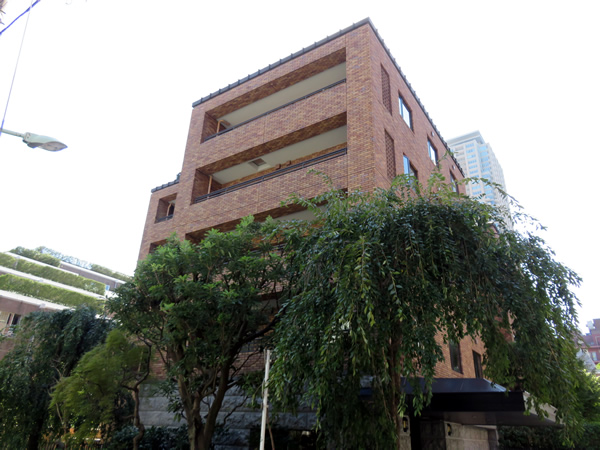 グランフォルム赤坂の外観