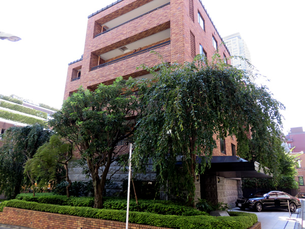 グランフォルム赤坂の外観