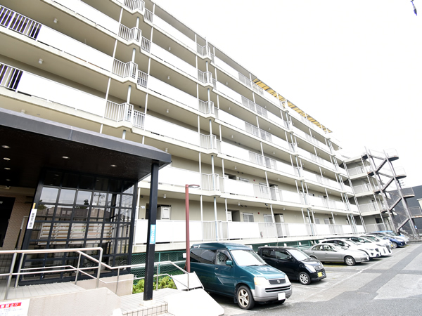 パレドール津田沼の外観