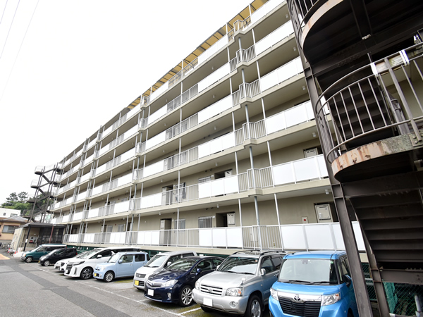 パレドール津田沼の外観