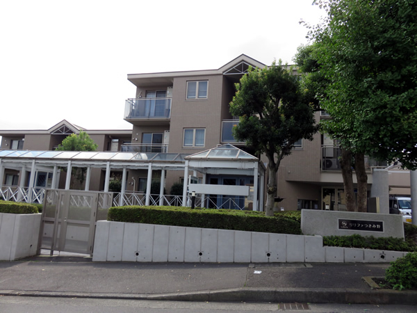 リリファつきみ野１号棟の外観