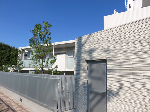 ドレッセ美しが丘ヒルズの外観