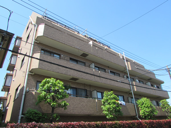 朝日パリオ京王仙川の外観