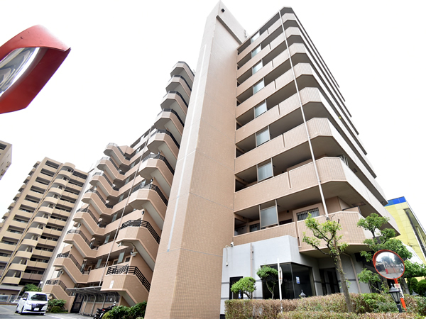 セレナハイム津田沼アブリールの外観