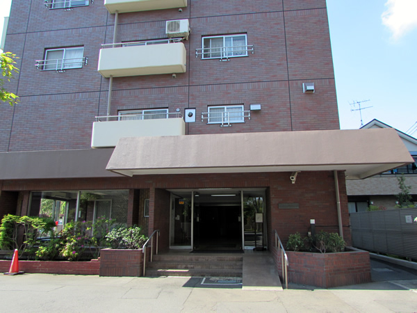 マンション仙川アゼリアの外観