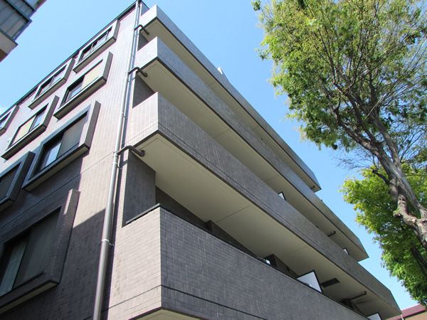 バロンハイツ仙川の外観