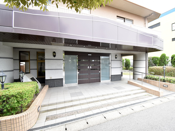 セレナハイム津田沼アブリールの外観