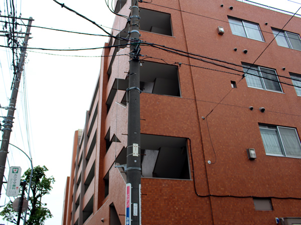 朝日井土ヶ谷マンションの外観