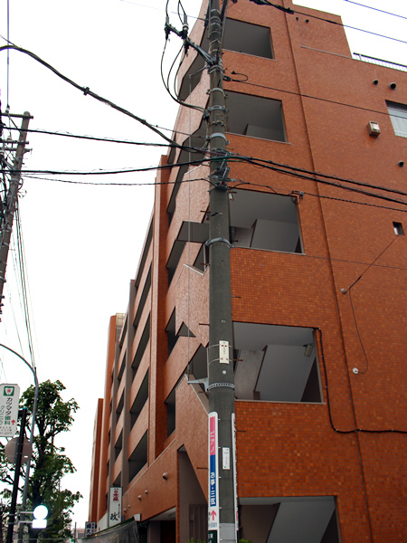 朝日井土ヶ谷マンションの外観