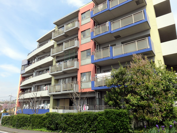 ヒューマンスクエアたまプラーザ美しが丘西の外観