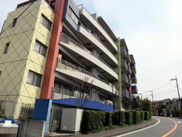 ヒューマンスクエアたまプラーザ美しが丘西の外観