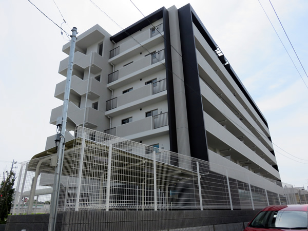 コンフォルシアつきみ野の外観