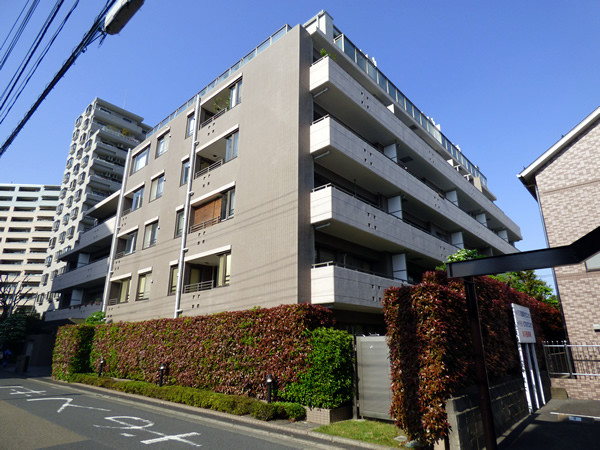 東急ドエルアルス中央林間の外観