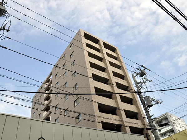 ルピナス横浜ポートサイドの外観