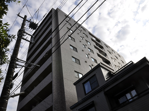 ルピナス横浜ポートサイドの外観