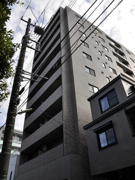 ルピナス横浜ポートサイドの外観