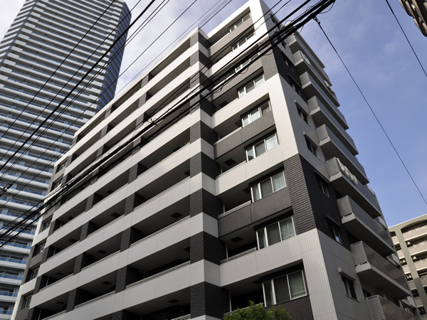 ライオンズ横浜ポートサイドの外観