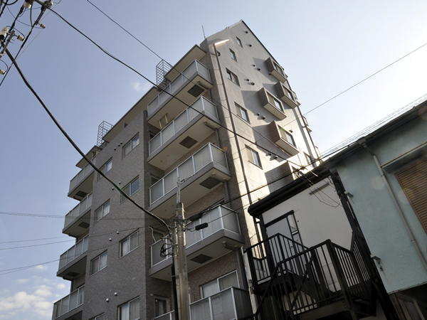 ビッグヴァンポートサイド横浜の外観